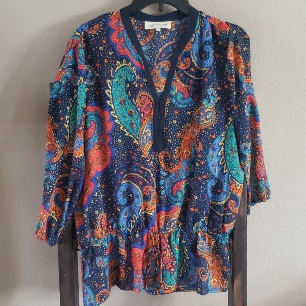 Jones NY Colorful paisley‎ top tie waist size Large